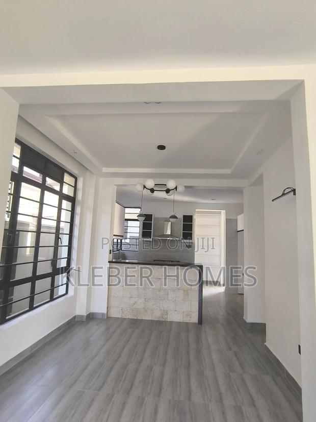 4bdrm Villa in Membley for sale