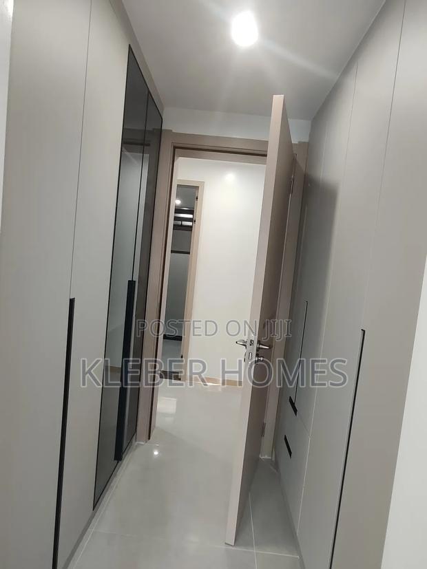 3bdrm Apartment in Riverside for sale