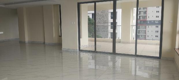 4bdrm Duplex in Westlands for Sale