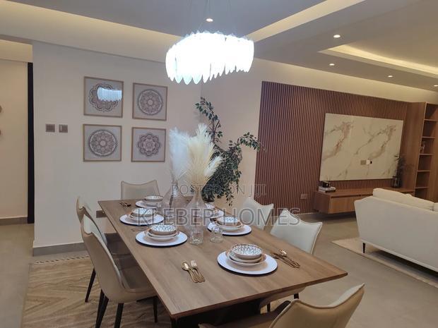 4bdrm Apartment in Parklands for sale