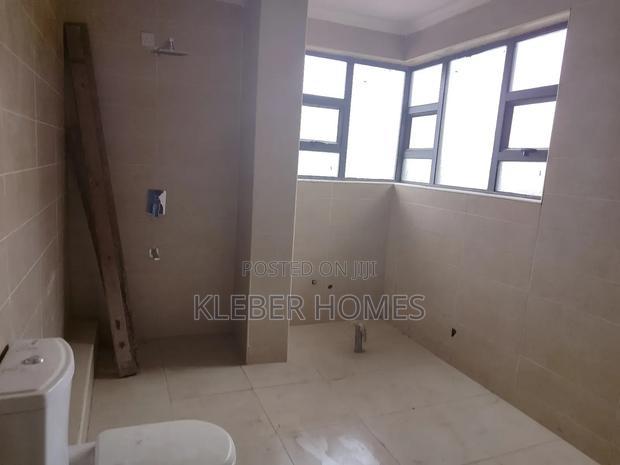 5bdrm Villa in Lavington for sale