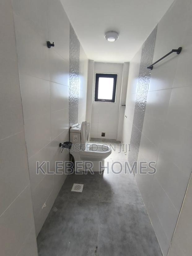 4bdrm Townhouse/Terrace in Kenyatta Road for sale