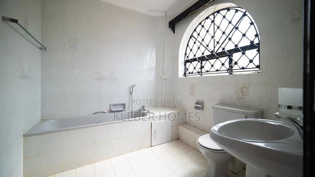 5bdrm Mansion in Thika for sale