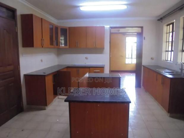 5bdrm Mansion in Runda for sale