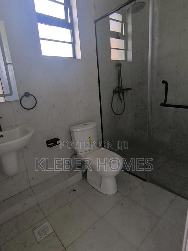 4bdrm Villa in Membley for sale
