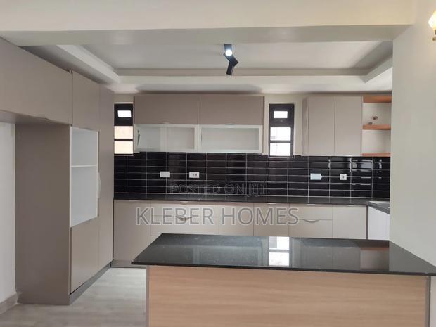 4bdrm Townhouse/Terrace in Ruiru for sale