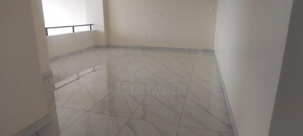 4bdrm Duplex in Westlands for Sale