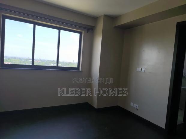 5bdrm Duplex in Lavington for rent
