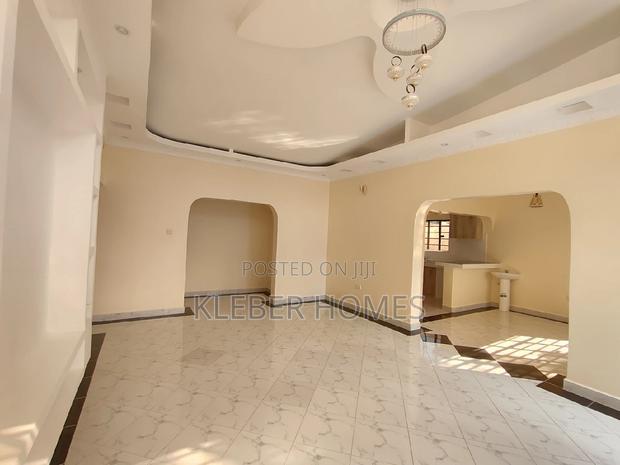 3bdrm Bungalow in Matasia for sale