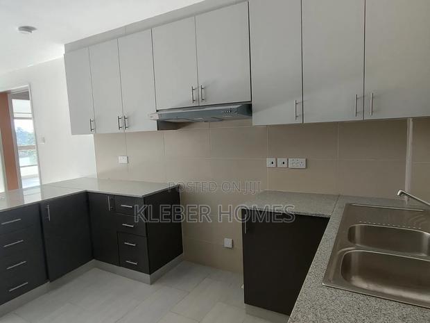 2bdrm Apartment in Lavington for sale