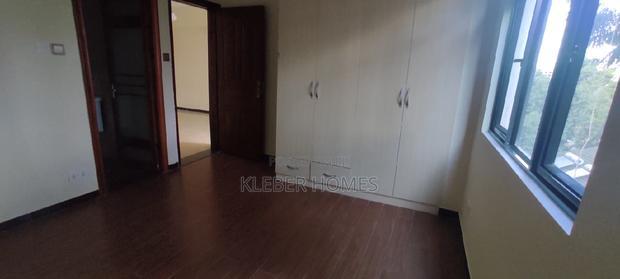 2bdrm Apartment in Kilimani for sale