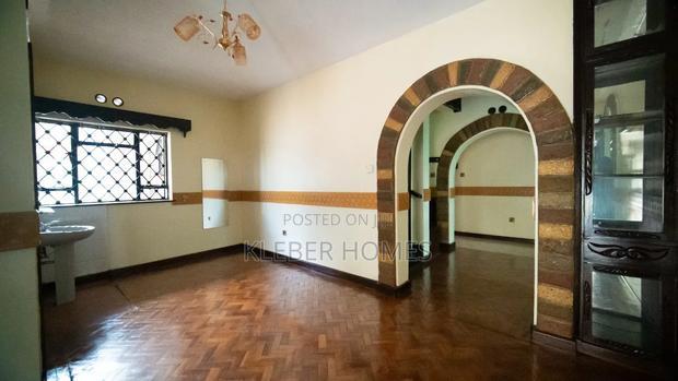 5bdrm Mansion in Thika for sale