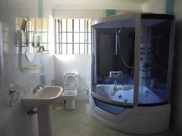 5bdrm Mansion in Runda for sale