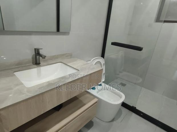3bdrm Apartment in Riverside for sale