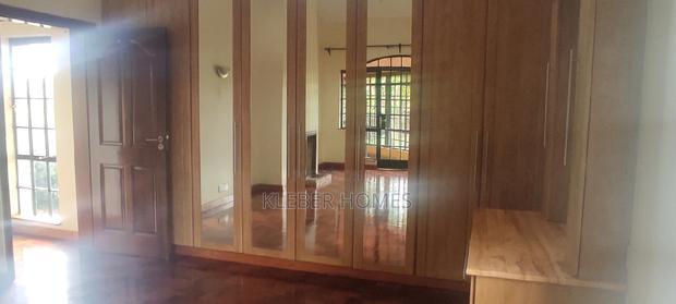 5bdrm Mansion in Runda for sale