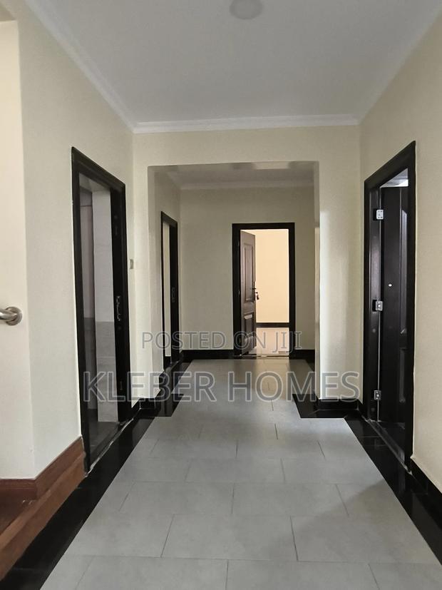4bdrm Mansion in Ruiru for sale