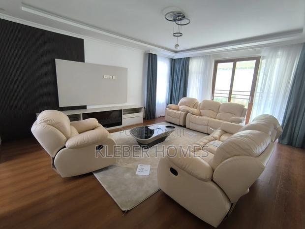 4bdrm Mansion in Migaa Golf Estate, Kiambu / Kiambu for sale