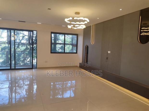 1bdrm Apartment in Parklands for sale