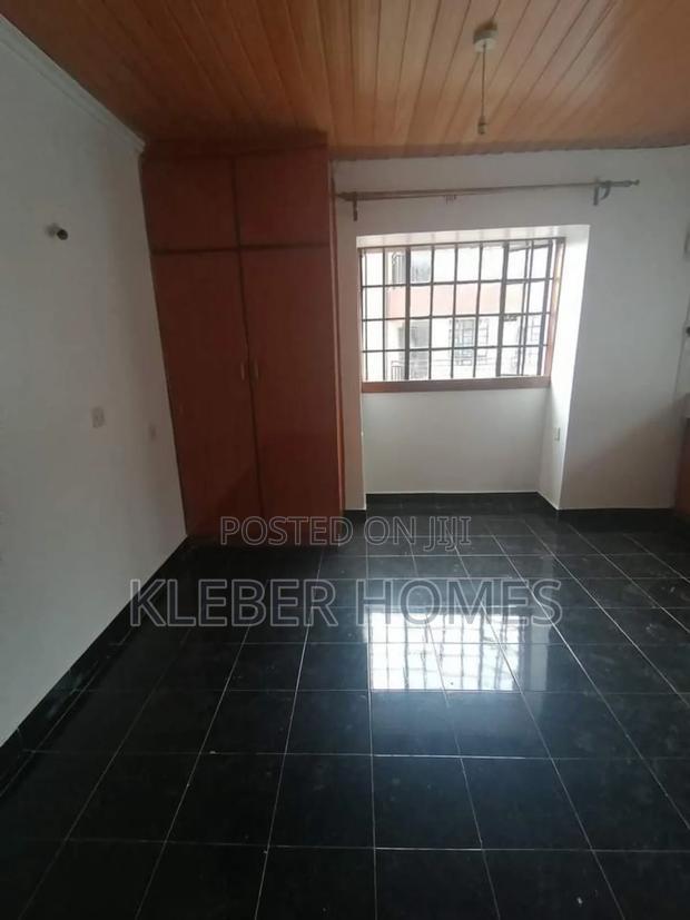 20bdrm Block of Flats in Ruaka for sale