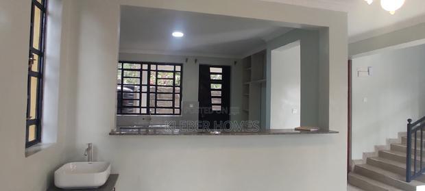 4bdrm Townhouse/Terrace in Nairobi Ndogo, Kikuyu for sale