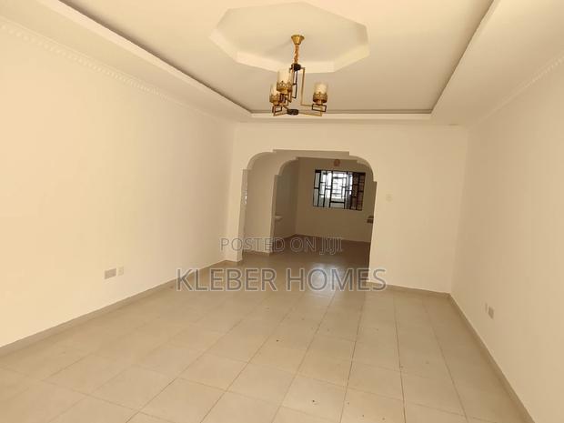 3bdrm Bungalow in Matasia for sale