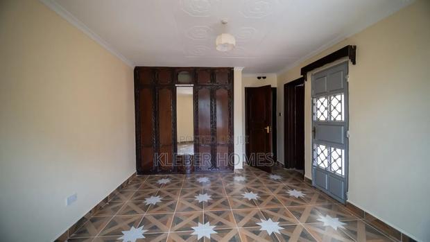 5bdrm Mansion in Thika for sale