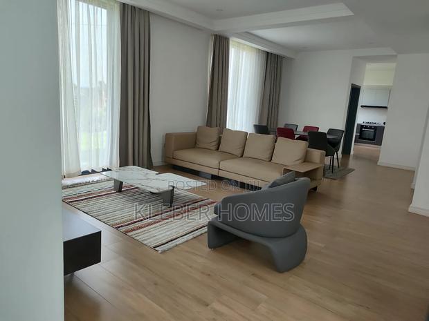 4bdrm Villa in Ongata Rongai, Maasai Lodge for sale