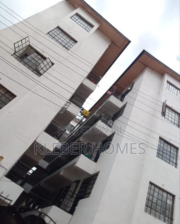 20bdrm Block of Flats in Ruaka for sale