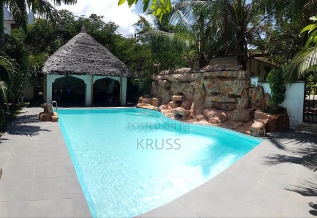 4bdrm Villa in Nyali for sale