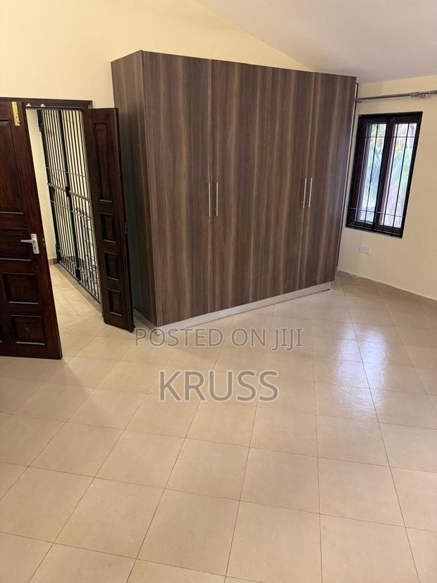 4bdrm Maisonette in Nyali for rent