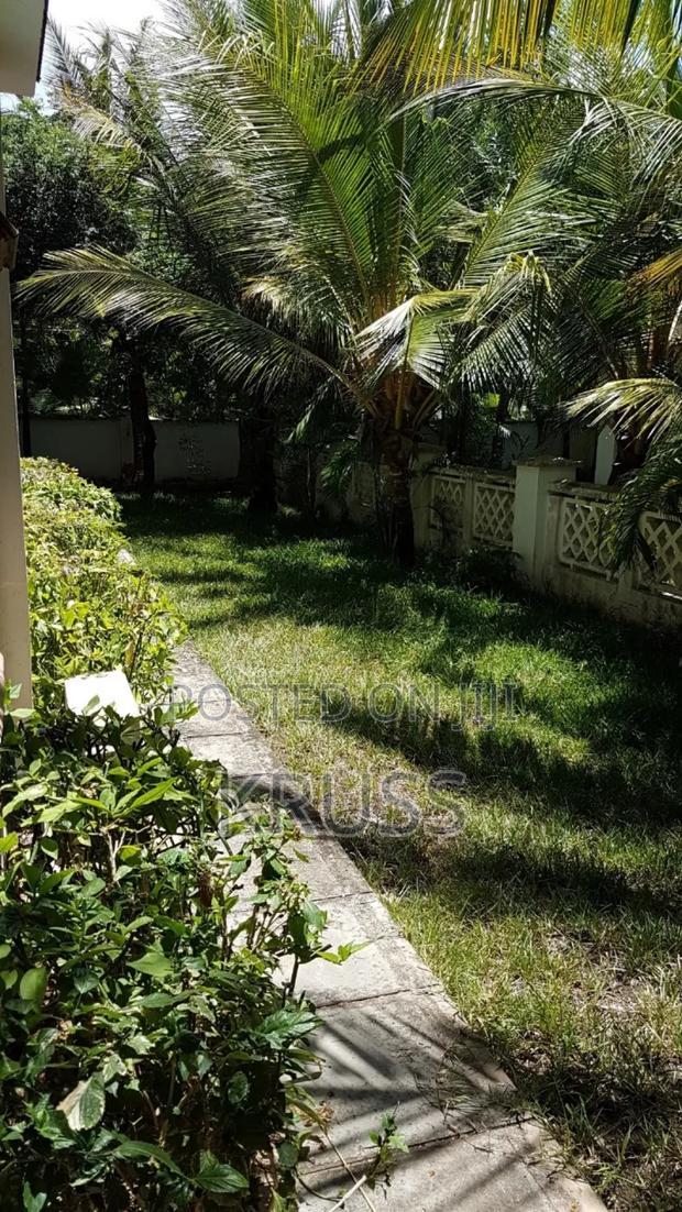 4bdrm Villa in Nyali for sale