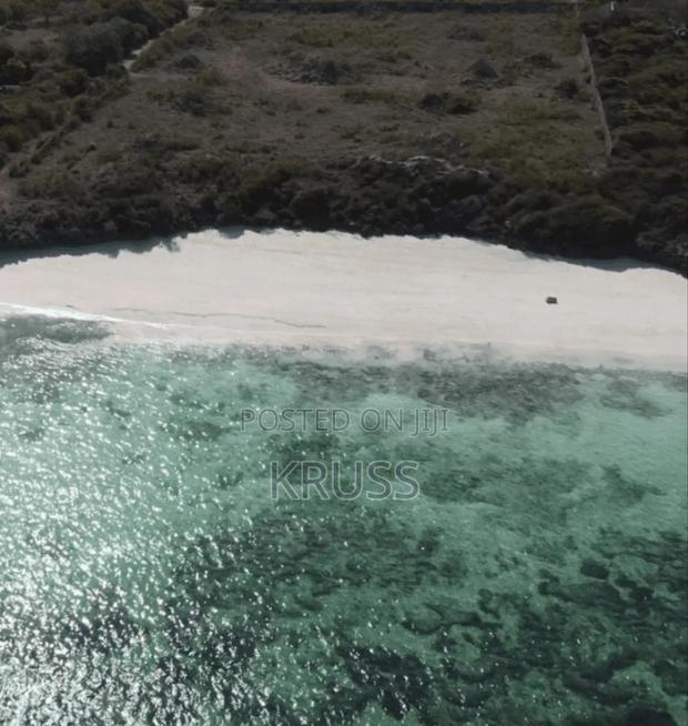 1.35 Acre Beach Plot for Sale in Vipingo/Kuruwitu (Ls185)