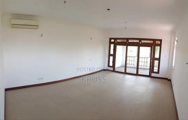 4bdrm Villa in Nyali for sale