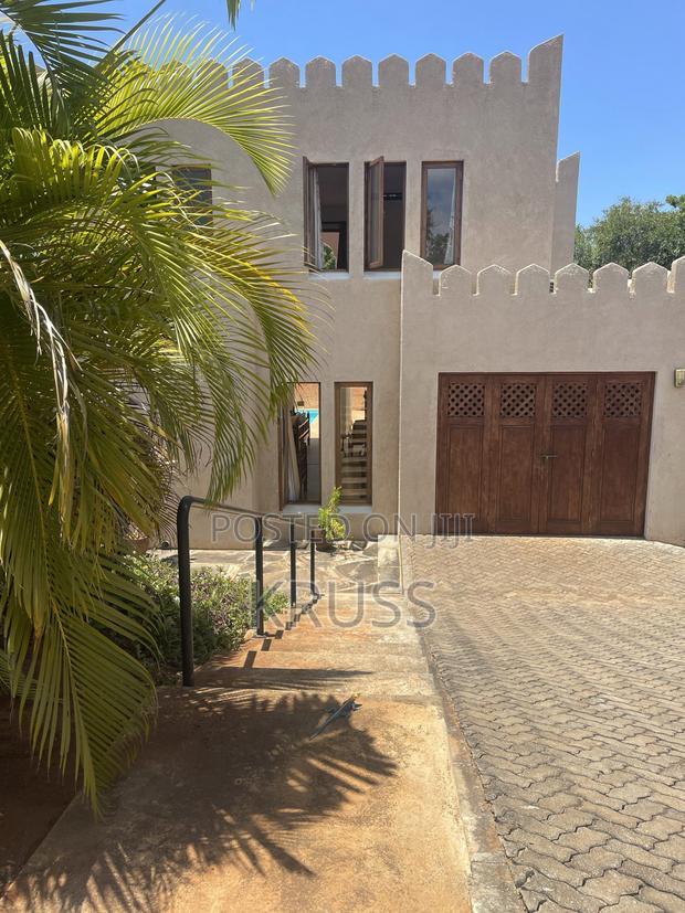 4bdrm Villa in Vipingo for sale
