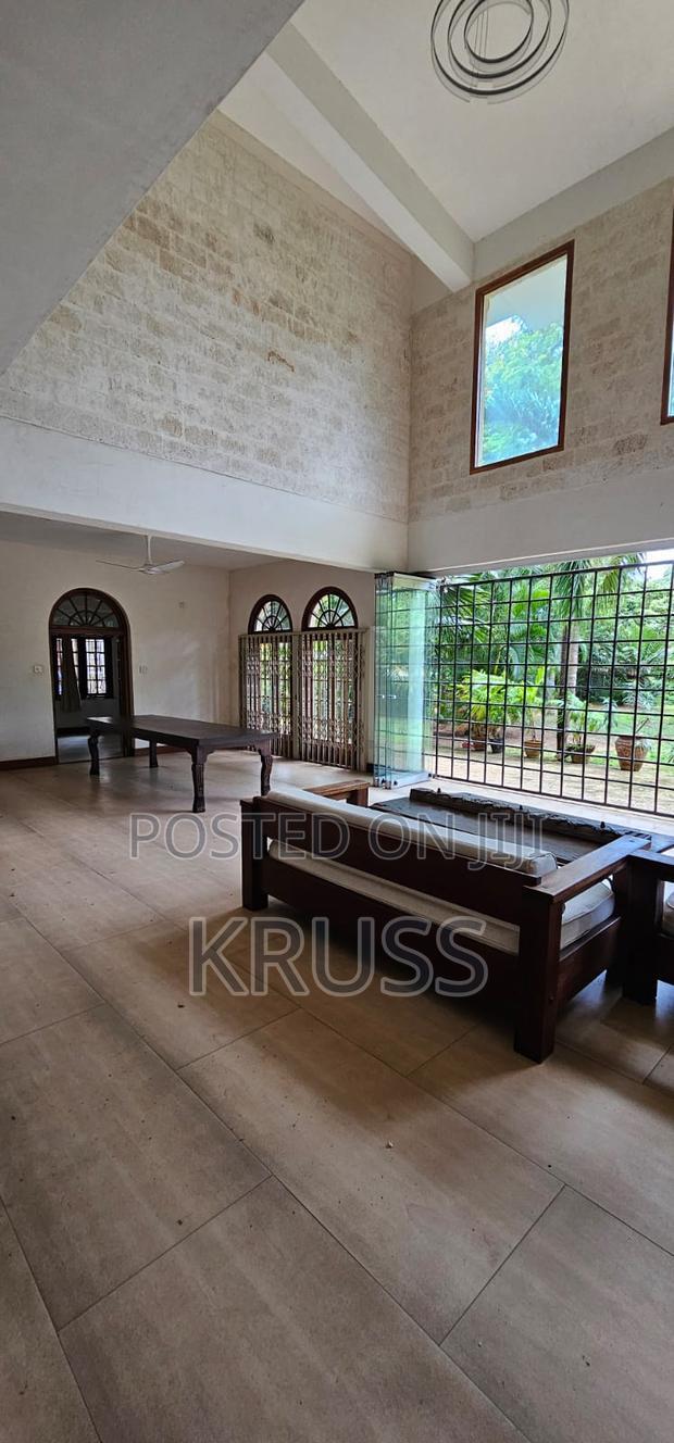 Furnished 4bdrm Duplex in Nyali Mkomani for rent