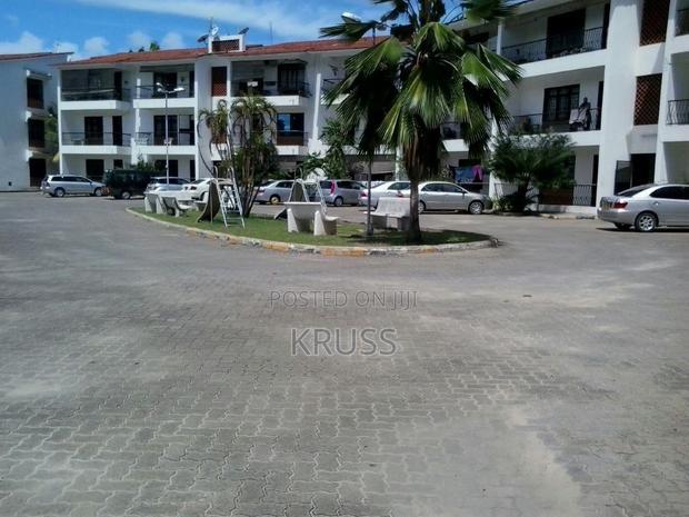 4bdrm Apartment in Nyali Mkomani for sale