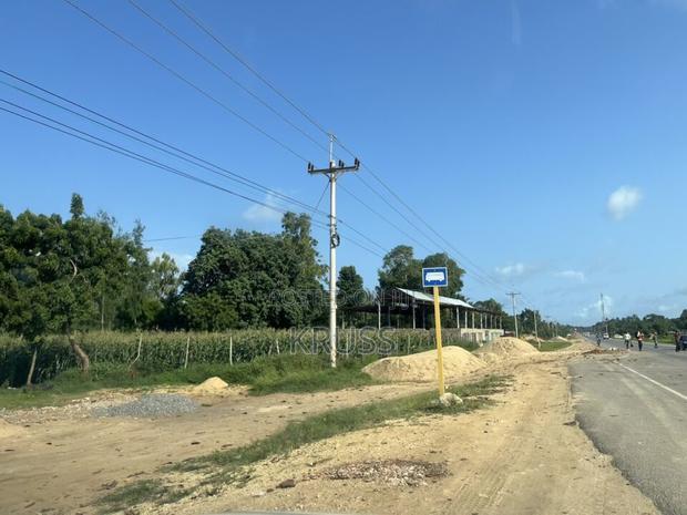 1/8 Plot for Sale in Sheriani Near Pazuri Junction Ls199