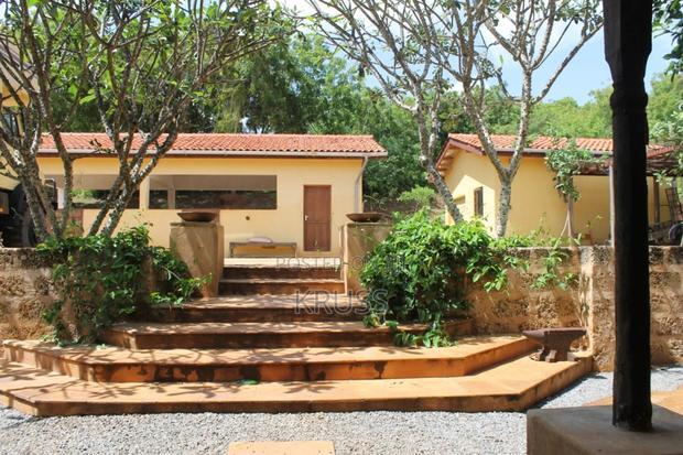 Furnished 5bdrm Farm House in Vipingo for sale
