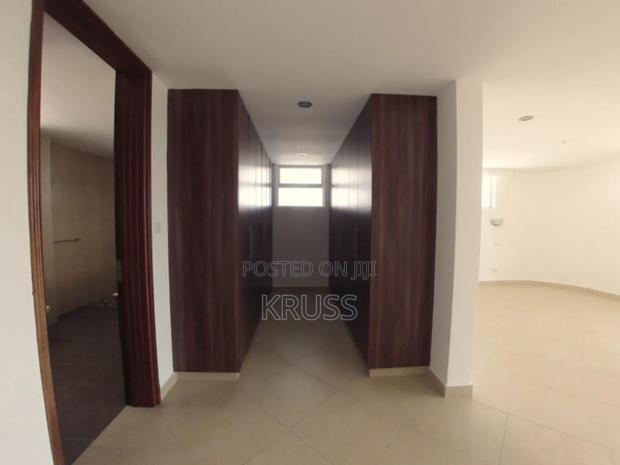 4bdrm Apartment in Nyali for sale