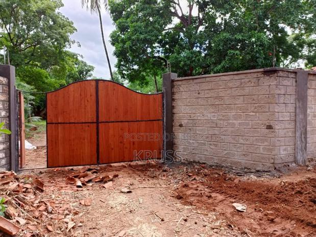1/4 Acre With Ocean Access for Sale in Shanzu Ls145