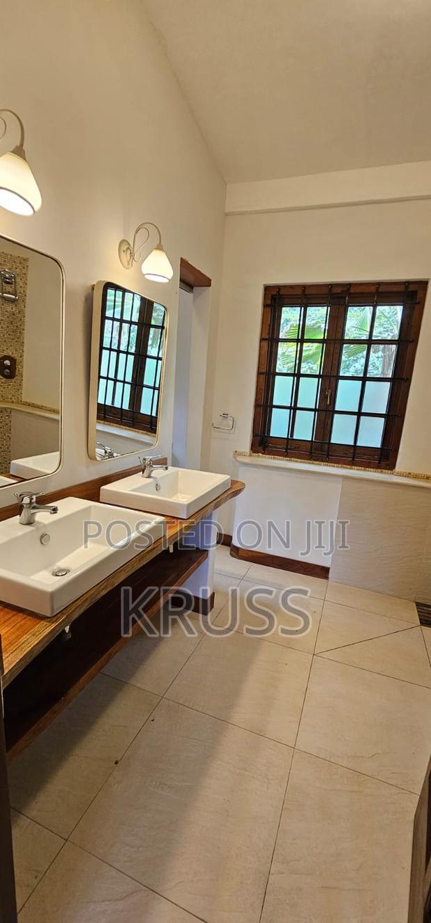 Furnished 4bdrm Duplex in Nyali Mkomani for rent