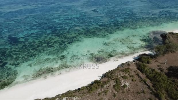 1.35 Acre Beach Plot for Sale in Vipingo/Kuruwitu (Ls185)