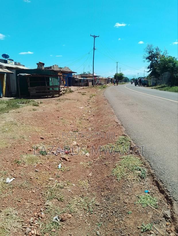 3 Acres Touching Tana River Near Makutano