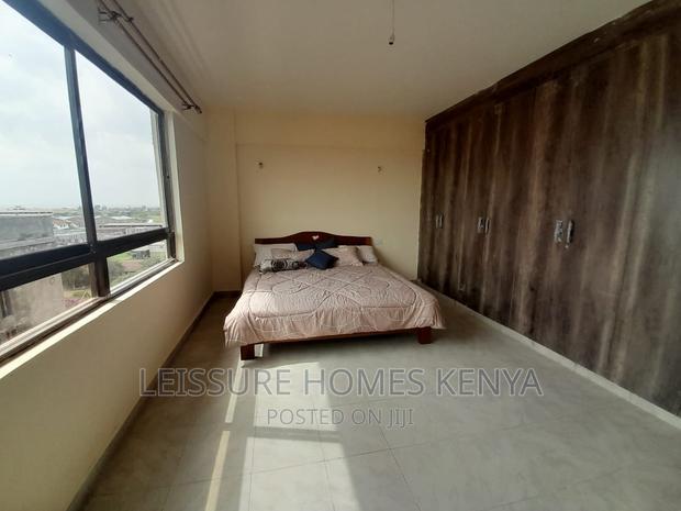 3bdrm Apartment in Gateway Mall Area for sale