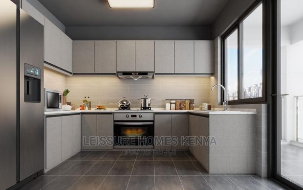 2bdrm Apartment in Gateway Mall Area for sale