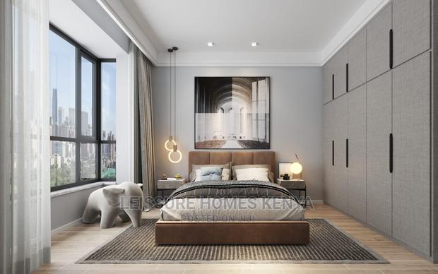 2bdrm Apartment in Gateway Mall Area for sale