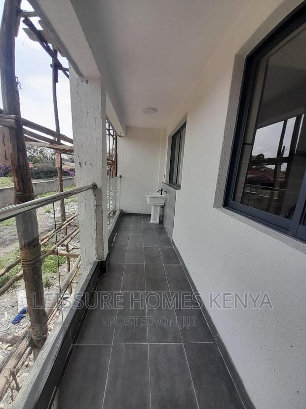 3bdrm Apartment in Gateway Mall Area for sale