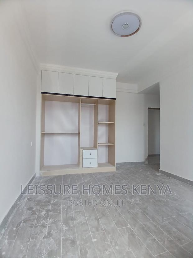 3bdrm Apartment in Gateway Mall Area for sale