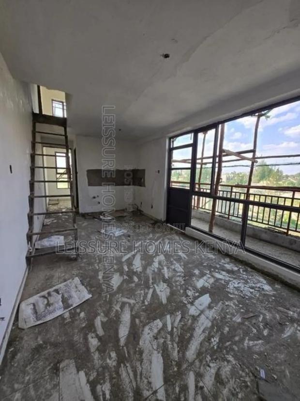 3bdrm Duplex in Thome for sale