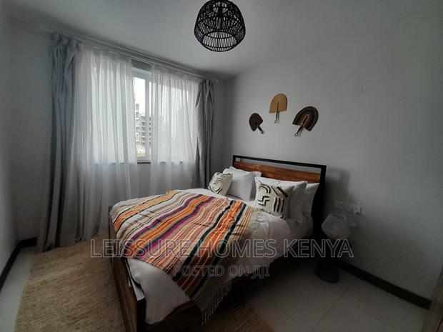 2bdrm Apartment in Gateway Mall Area for sale